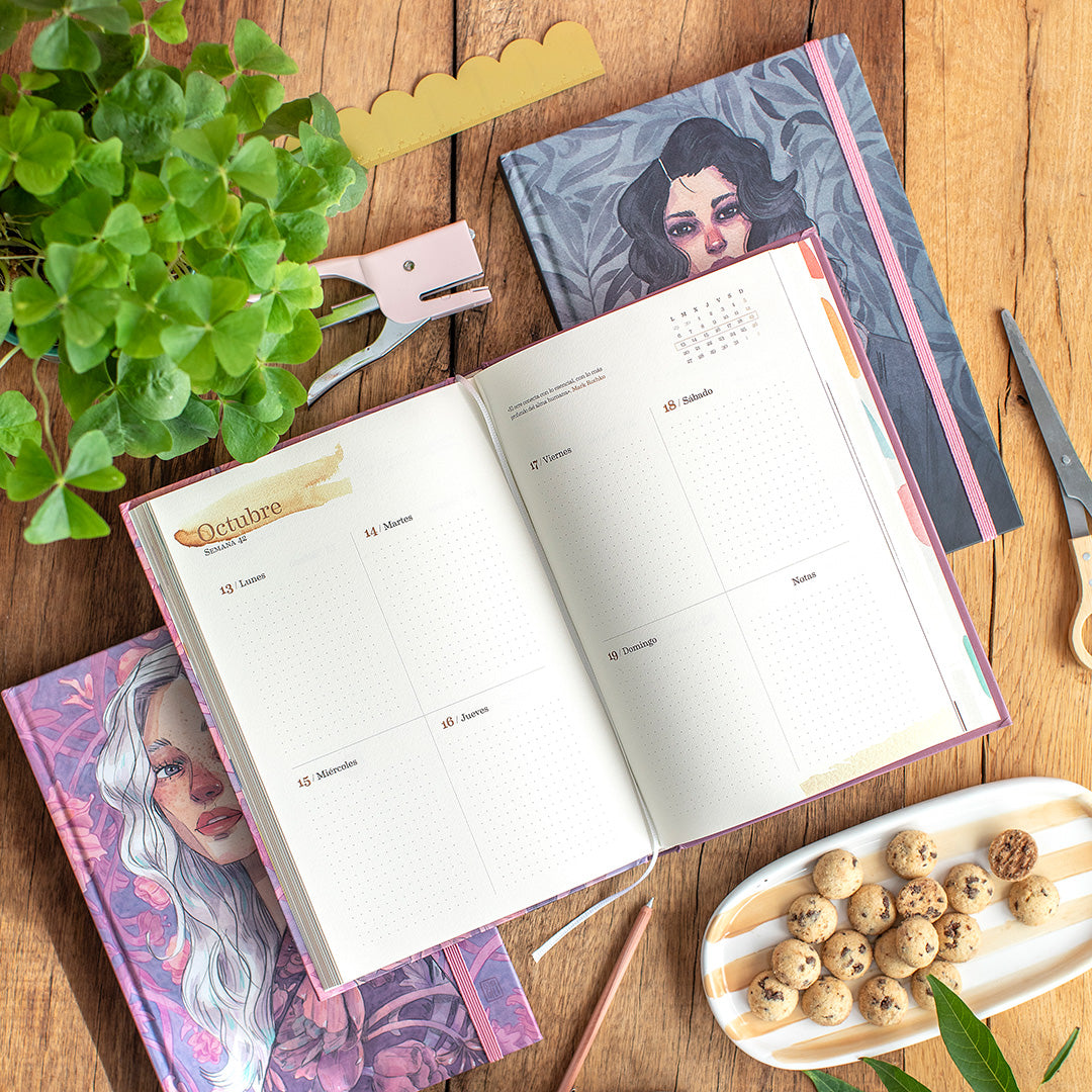 Agenda Esther Gili. Color Negro