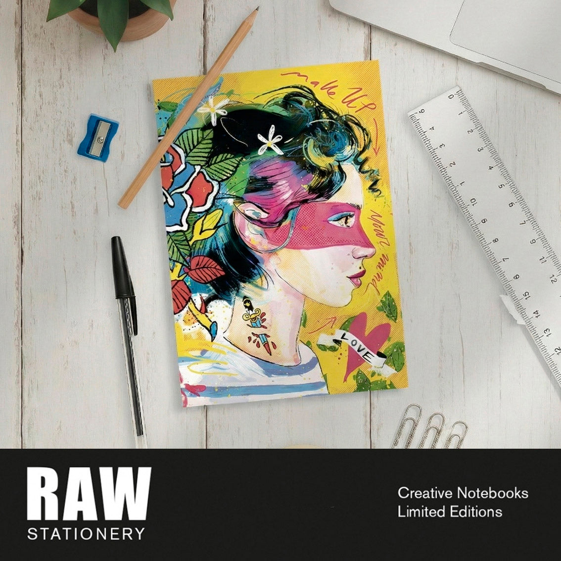 Libreta CharLee Mito «Kiss Me (Cotorra Nocturna)»